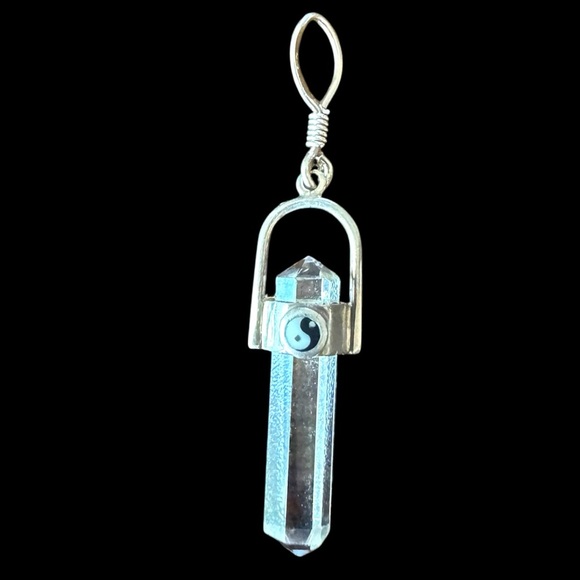 Quartz Crystal Yin Yang Talisman Reiki Healing Pendant Silver 925 - Picture 1 of 8